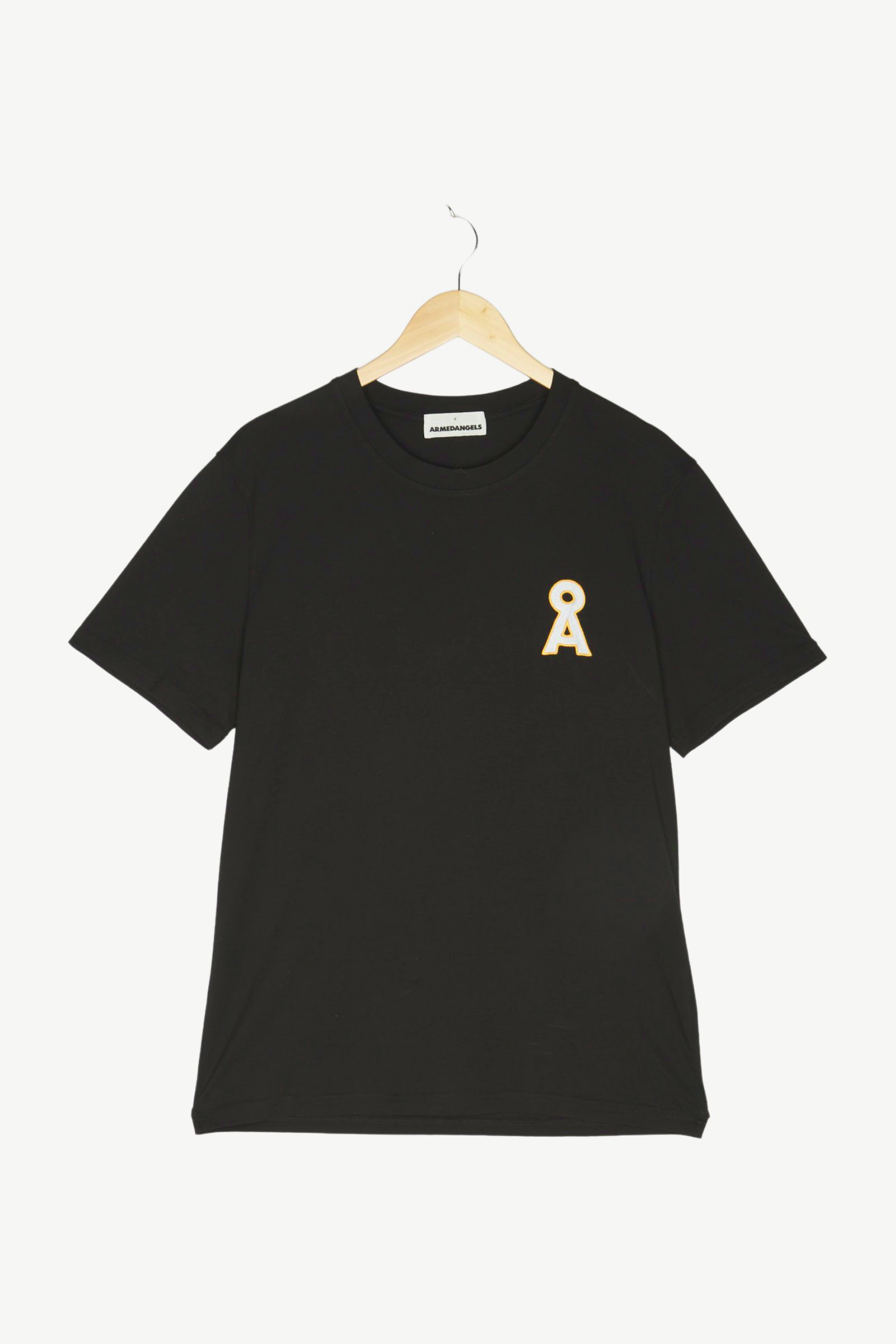 AADONI A SIGNATURE