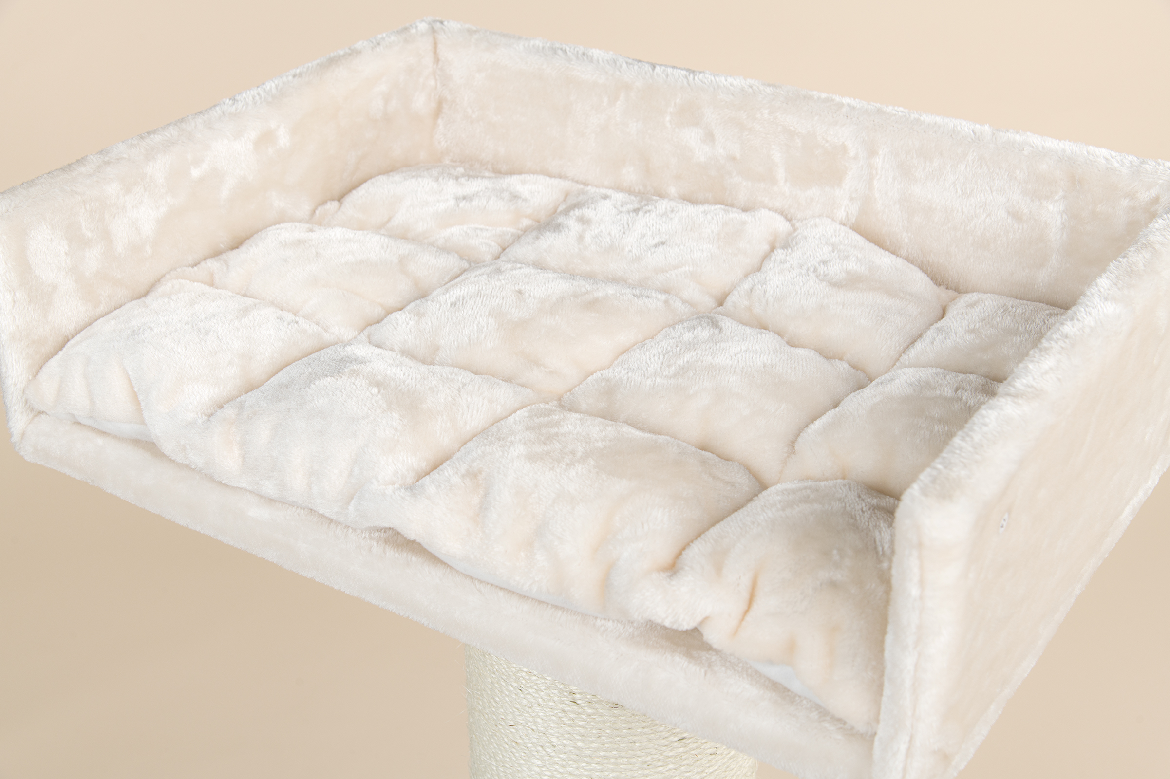 RHR Quality Kratzbäume RHR Quality Kratzbaum Maine Coon Lounge creme/ beige