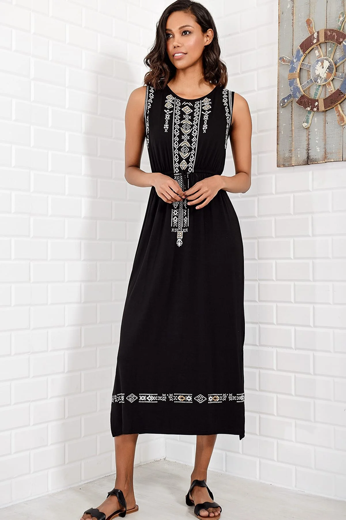 Trend Alaçatı Stili  Schwarzes, mit Stickereien bedrucktes Bohemian-Kleid für Damen ALC-6564