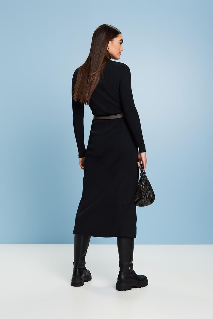 Rippstrick-Sweatkleid in Midilänge