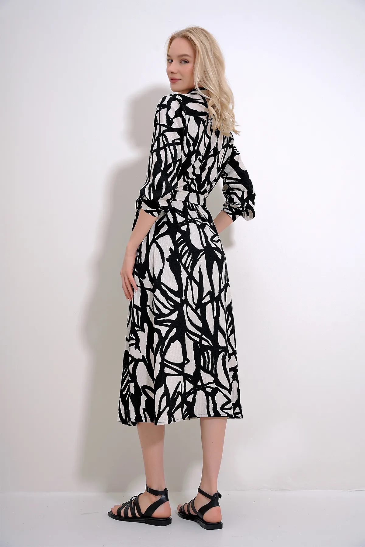 Trend Alaçatı Stili  Kleid - Schwarz - A-Linie