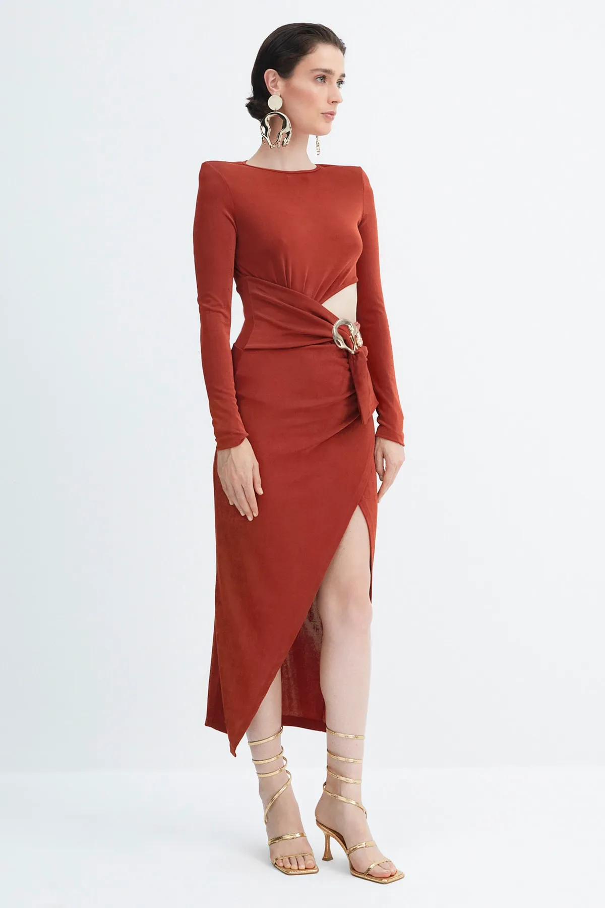 Trendyol Collection  X Zeynep Tosun Zimt Accessoires Abendkleid TPRAW23EL00401