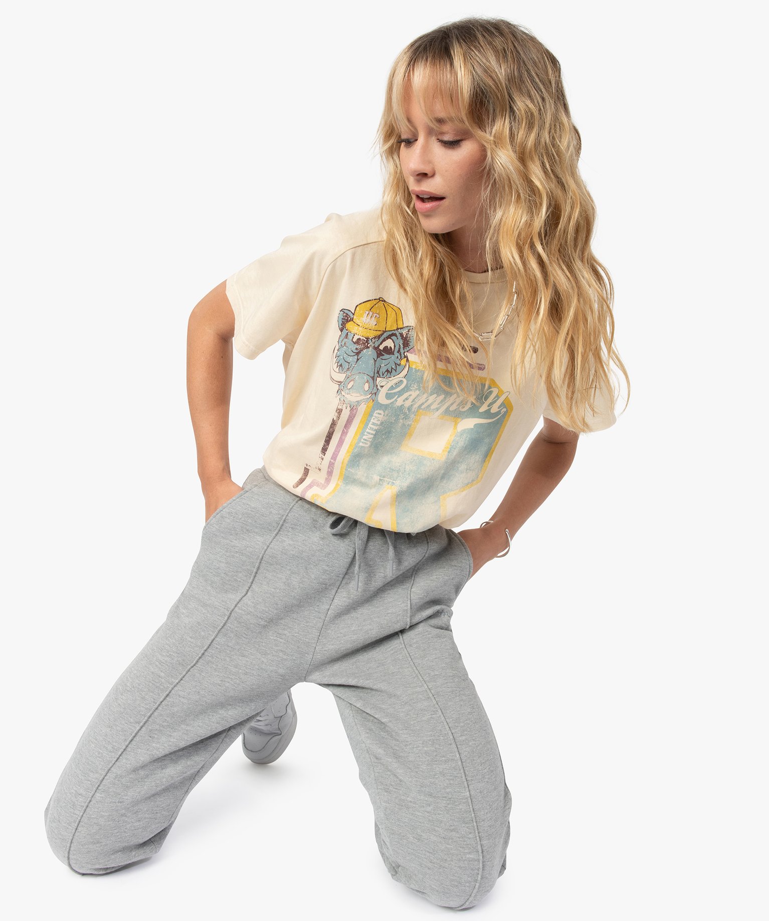 Tee-shirt femme avec large motif – Camps United | GEMO