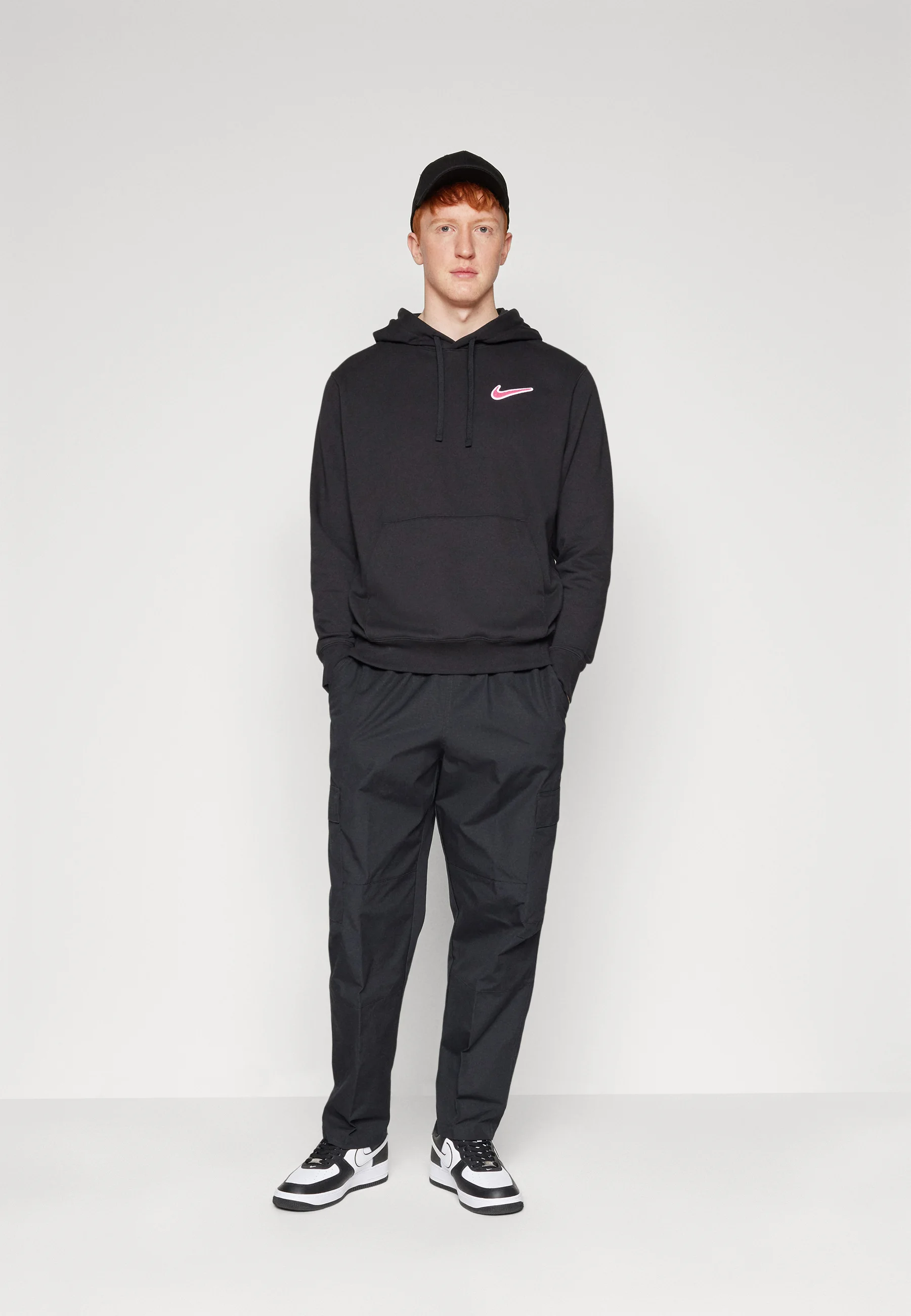 Nike Sportswear PANT - Pantalones cargo