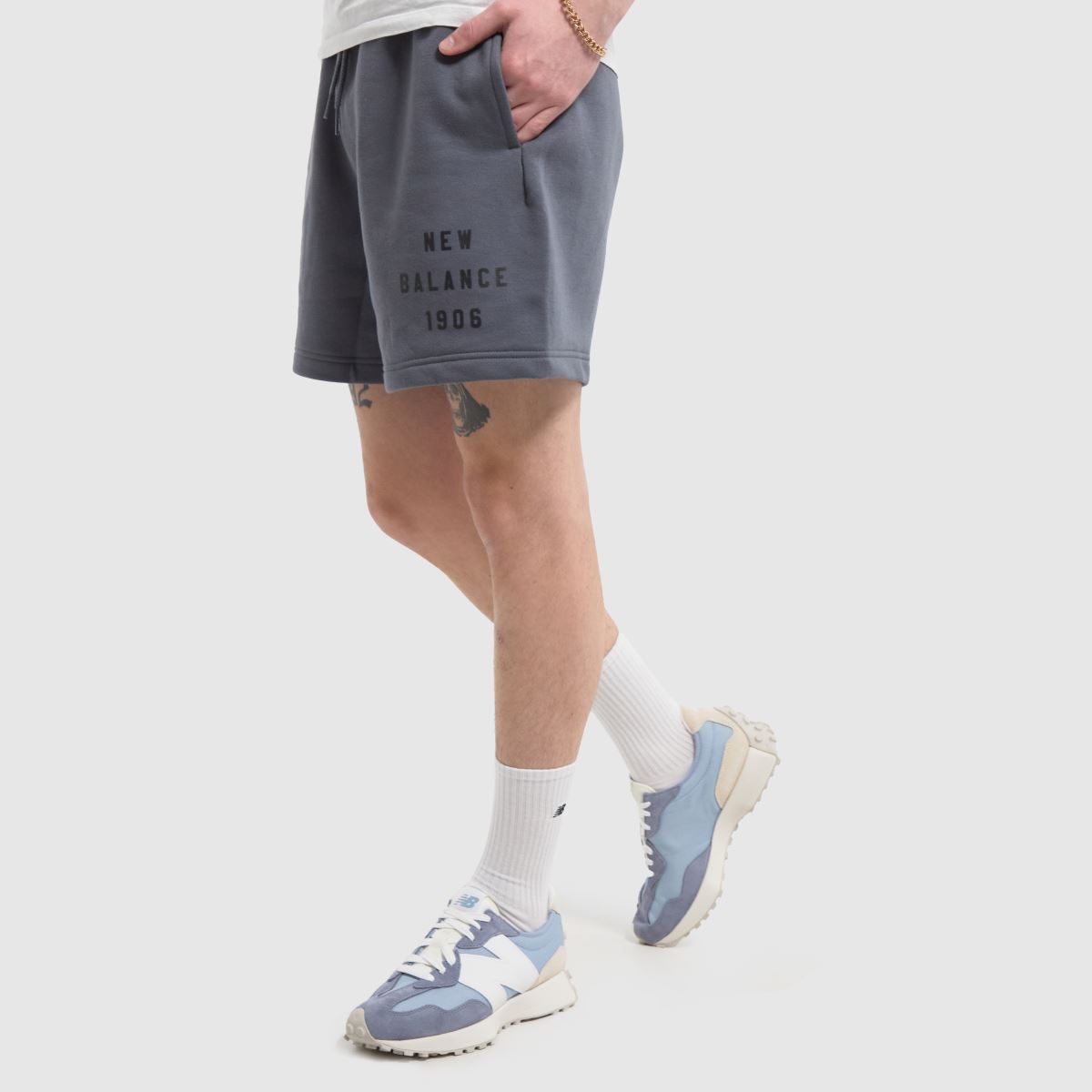New Balance – ikoniska 7-tums fleece-shorts i mörkgrå