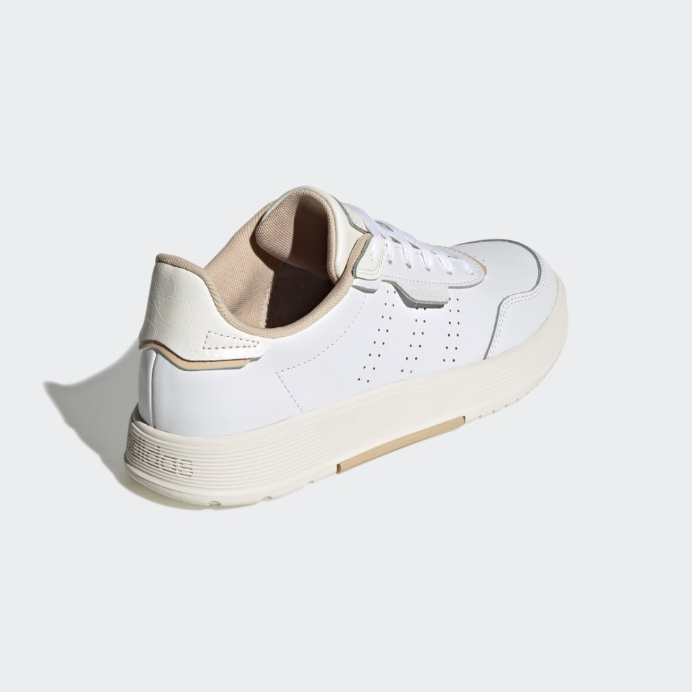 adidas Courtphase GV7150 / weiss