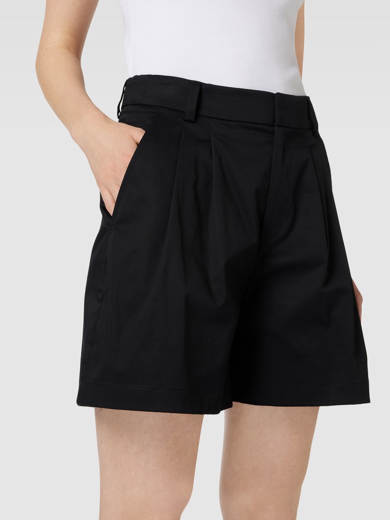 Bermudas mit Bundfalten in schwarz