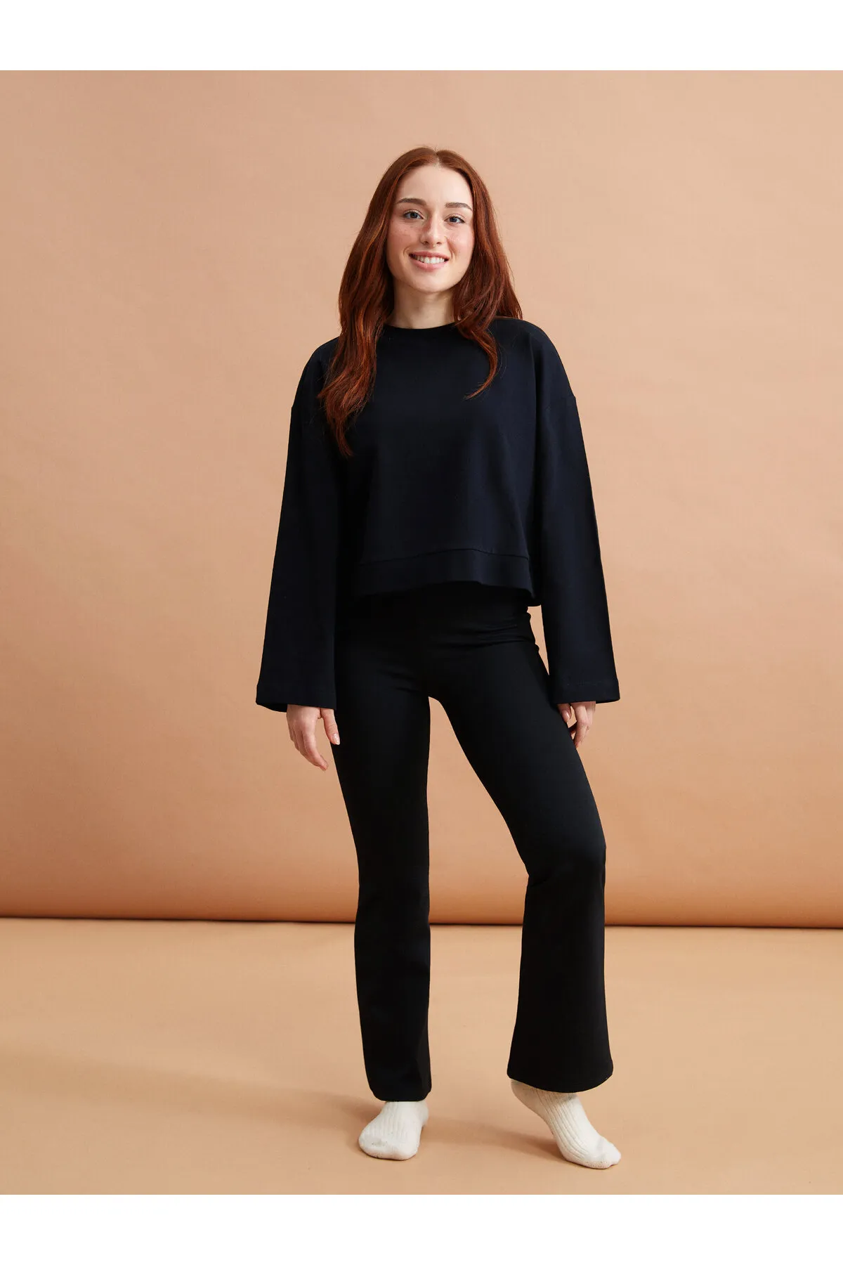 LC Waikiki  Petite Damen-Hose mit elastischem Bund und geradem Schnitt