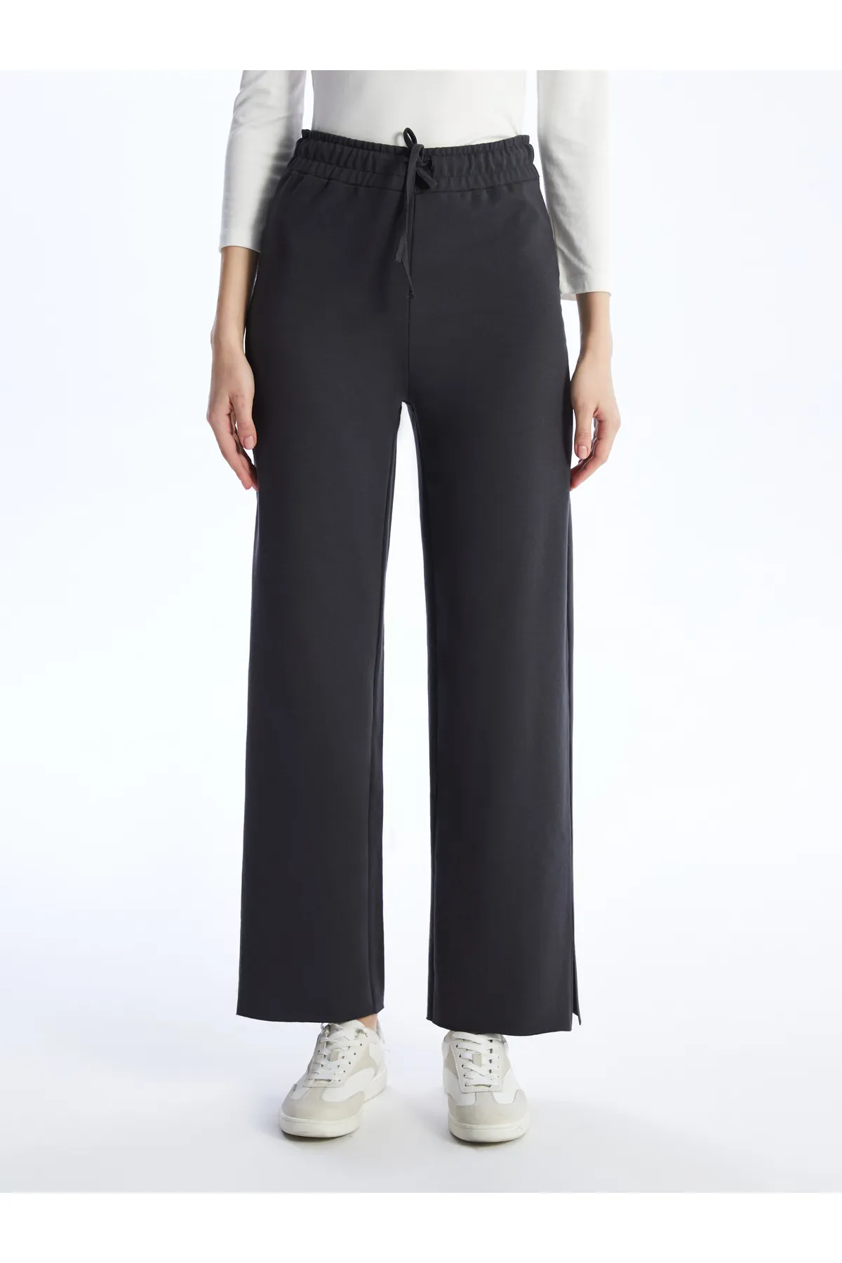 LC Waikiki  Einfarbige Jogginghose für Damen mit elastischem Bund