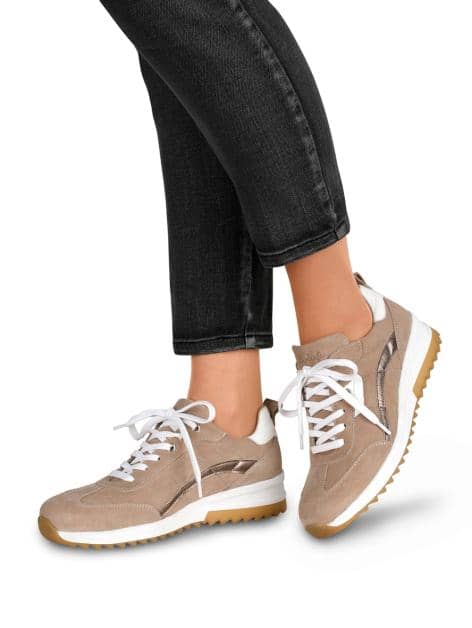Schnürschuh