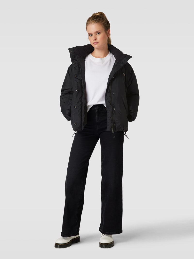 Daunenjacke mit Kapuze Modell 'PILLOW' in schwarz
