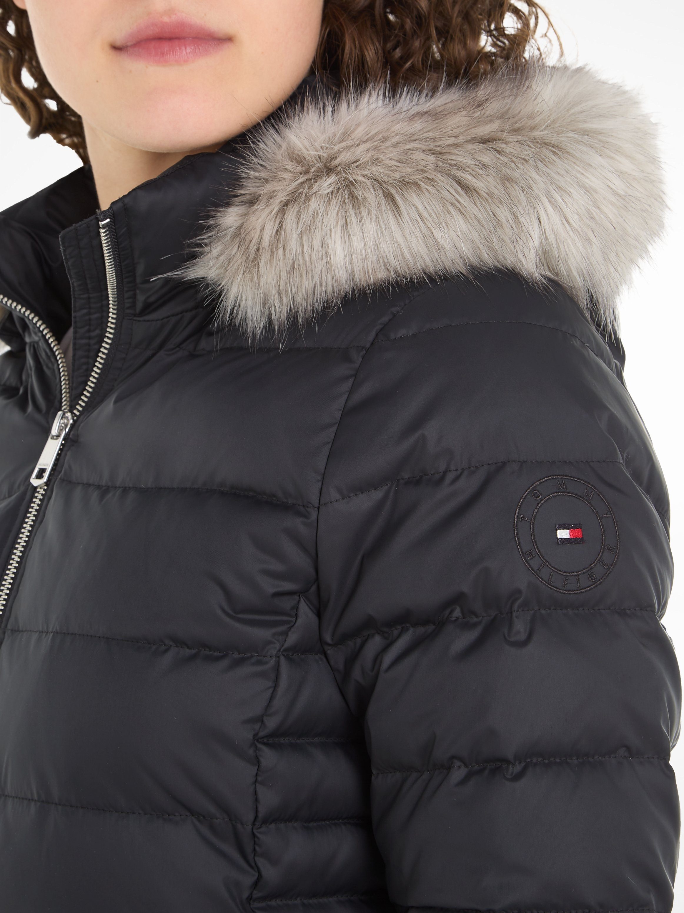 Tommy Hilfiger Daunenjacke TYRA DOWN JACKET WITH FUR mit Kunstpelz-Besatz an Kapuze