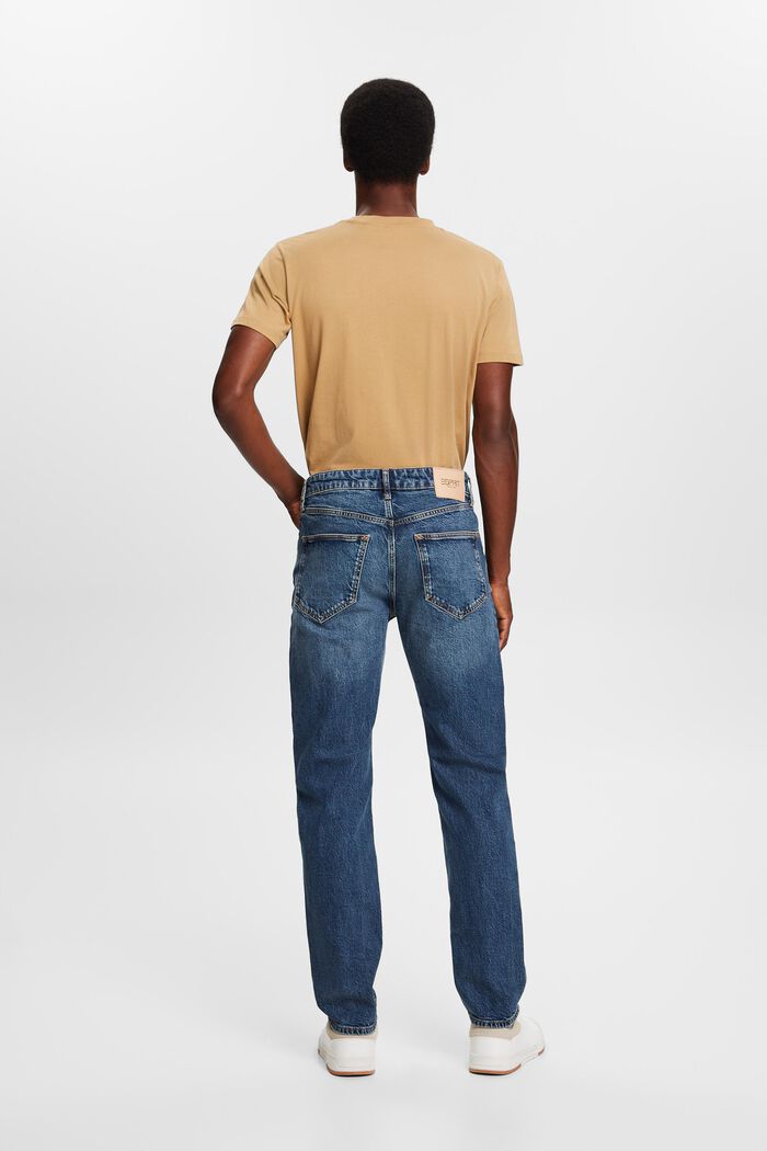 Gerade Jeans mit mittelhohem Bund