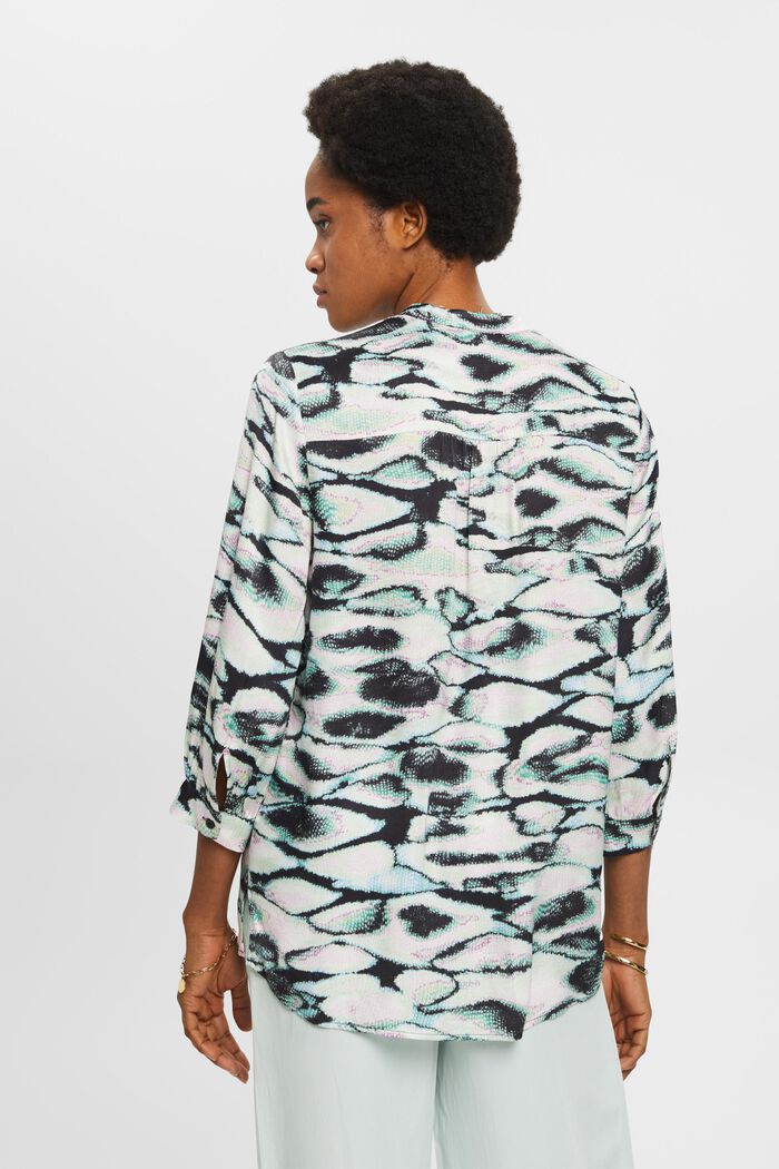 Satinbluse mit V-Ausschnitt und Allover-Muster