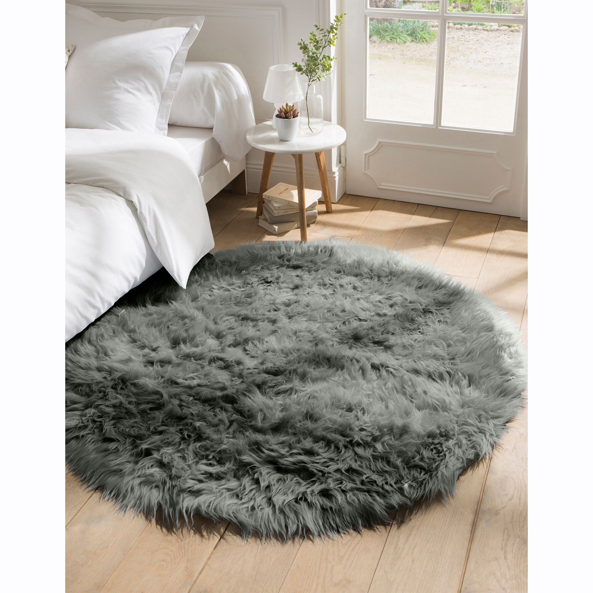 Tapis rond poils longs