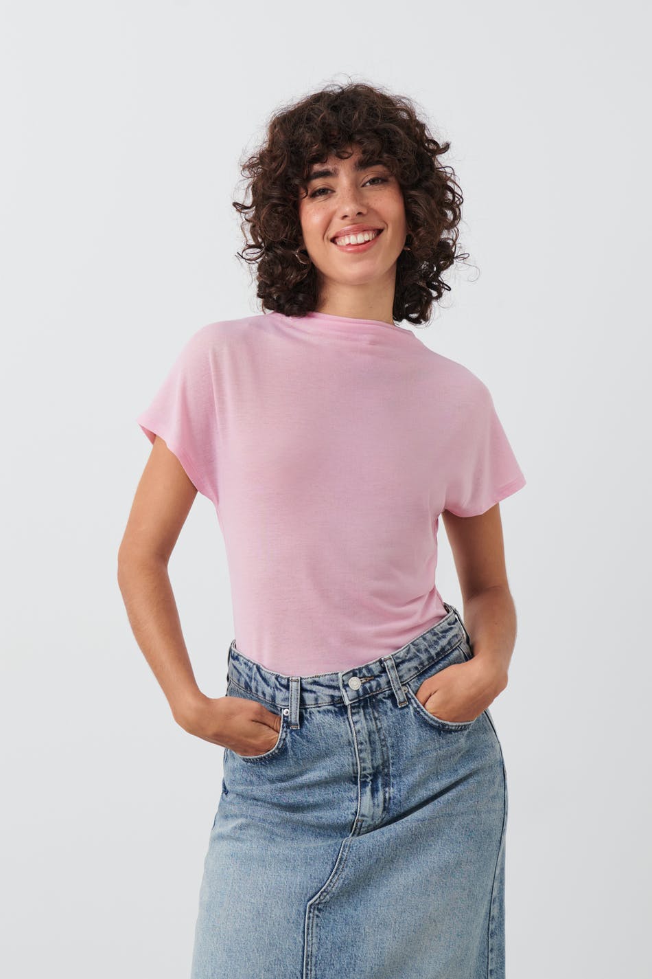 Funnel neck top