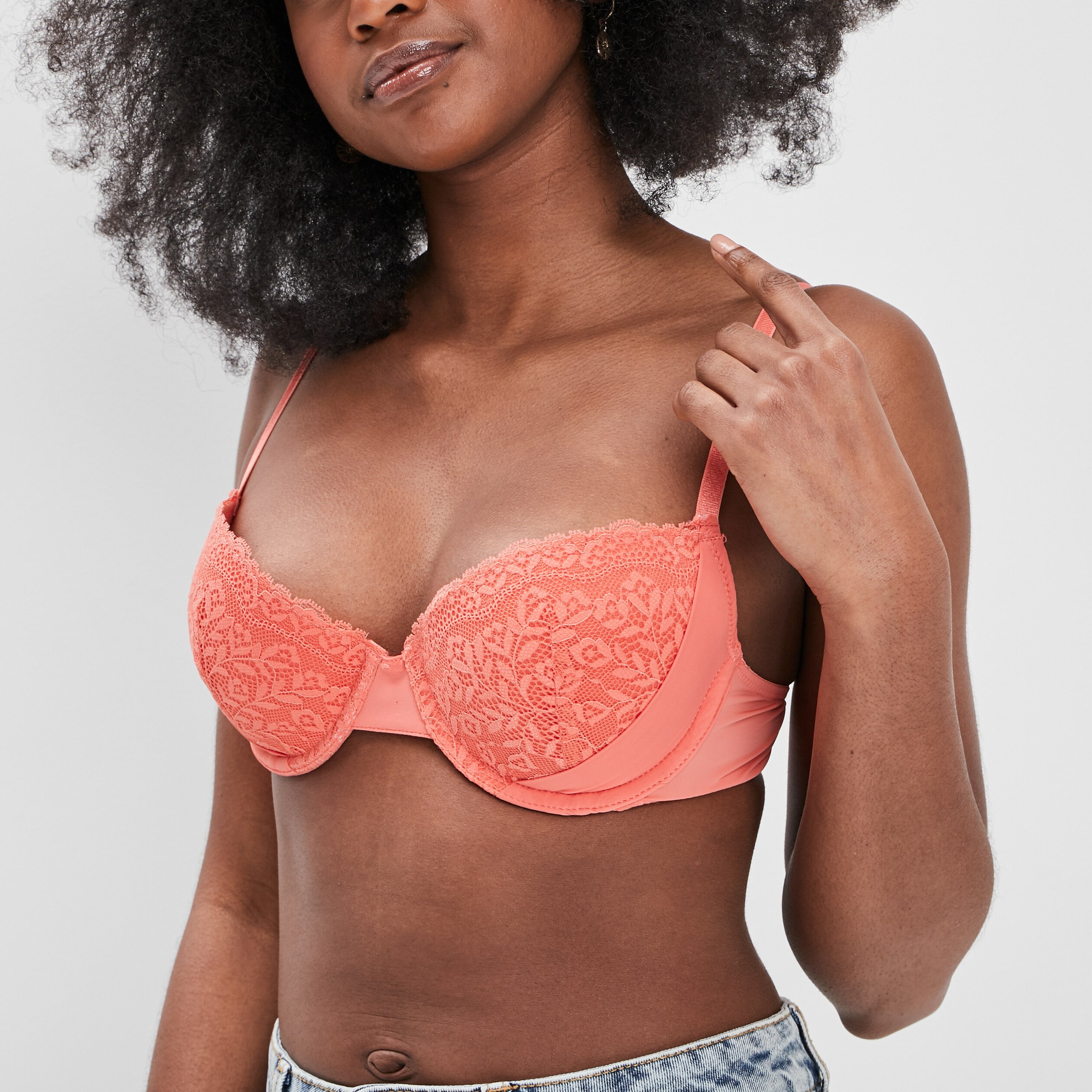 Soutien-gorge corbeille micro dentelle rose femme | La Halle