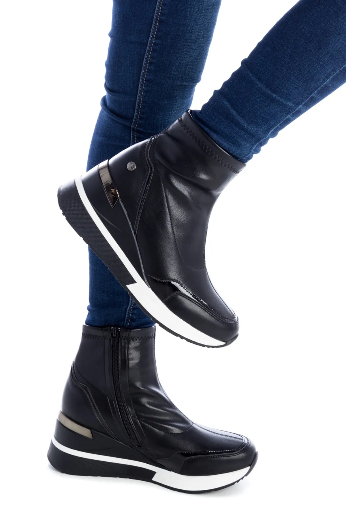 XTI  Stiefelette - Schwarz - Keilabsatz
