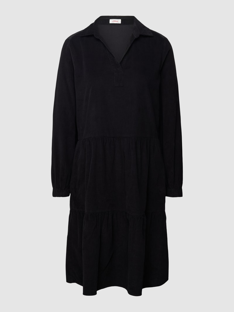 Knielanges Kleid aus Cord im Stufen-Look in schwarz
