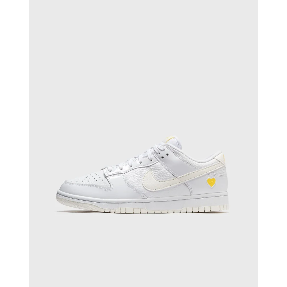 Nike Dunk Low FD0803-100 / weiss