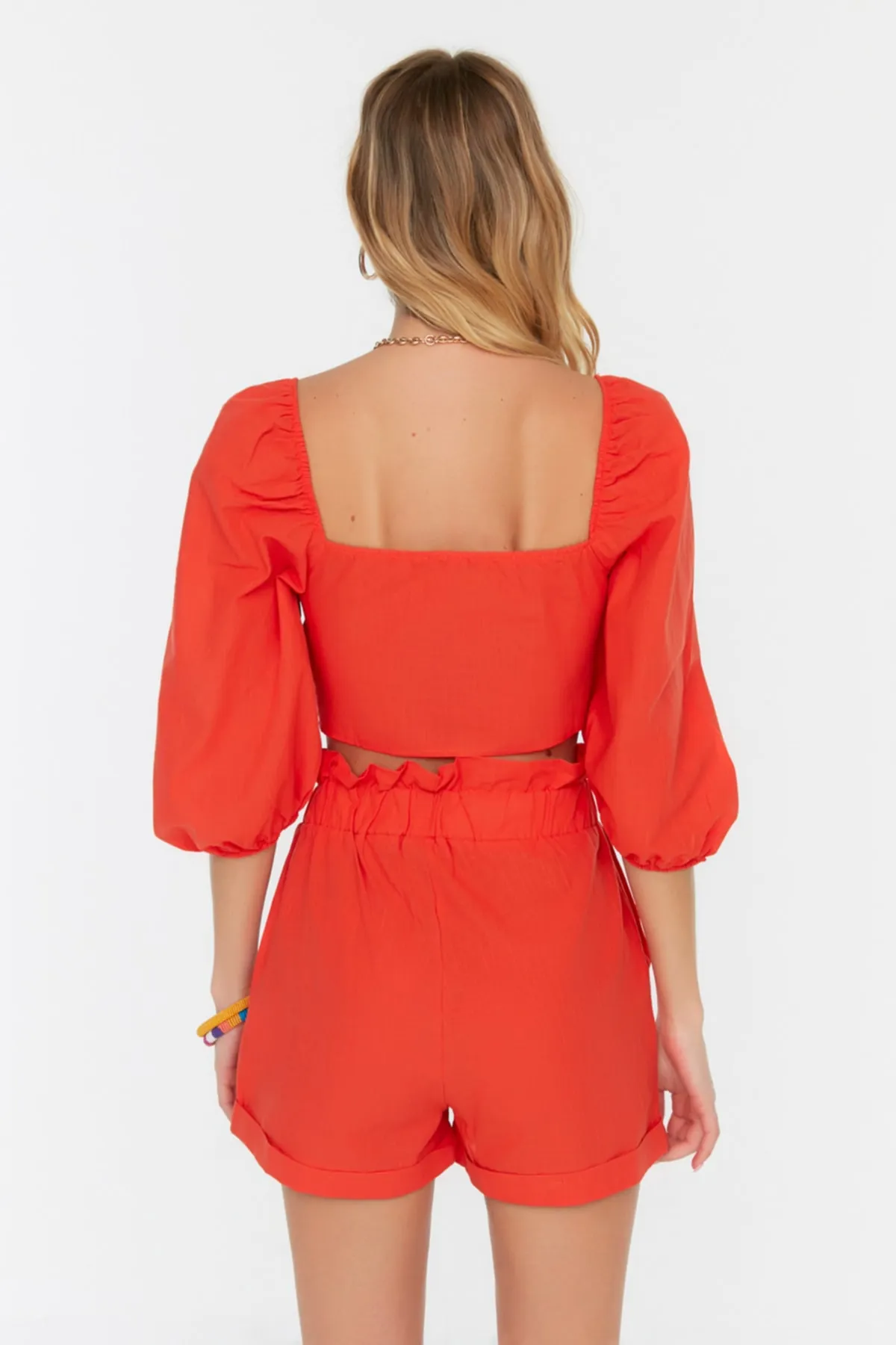 Trendyol Collection  Rotes Strand-Unterteil-Top-Set mit Krawattendetails TBESS21AU0166