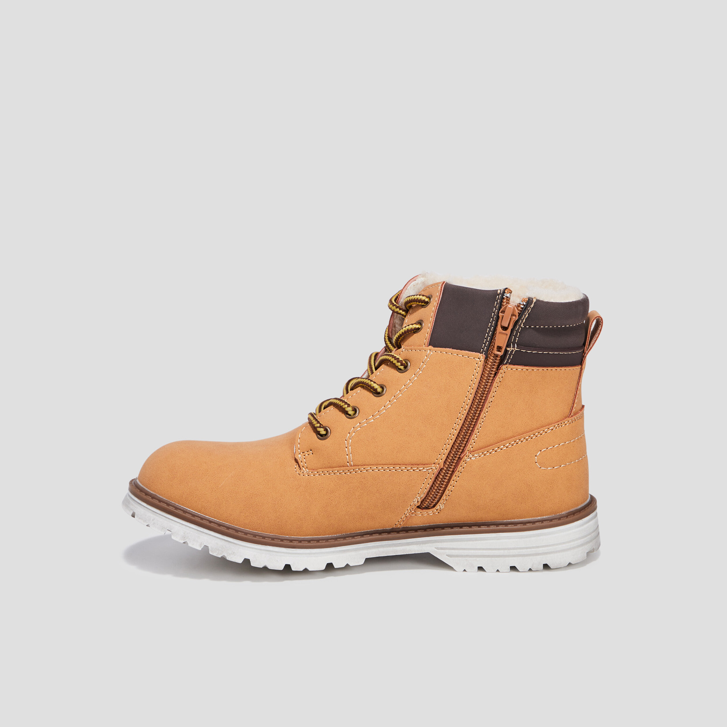 Bottines fourrées crantées camel garçon | La Halle