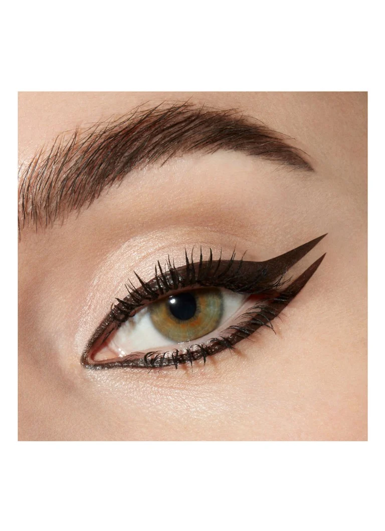 Lancôme Artliner - nestemäinen eyeliner