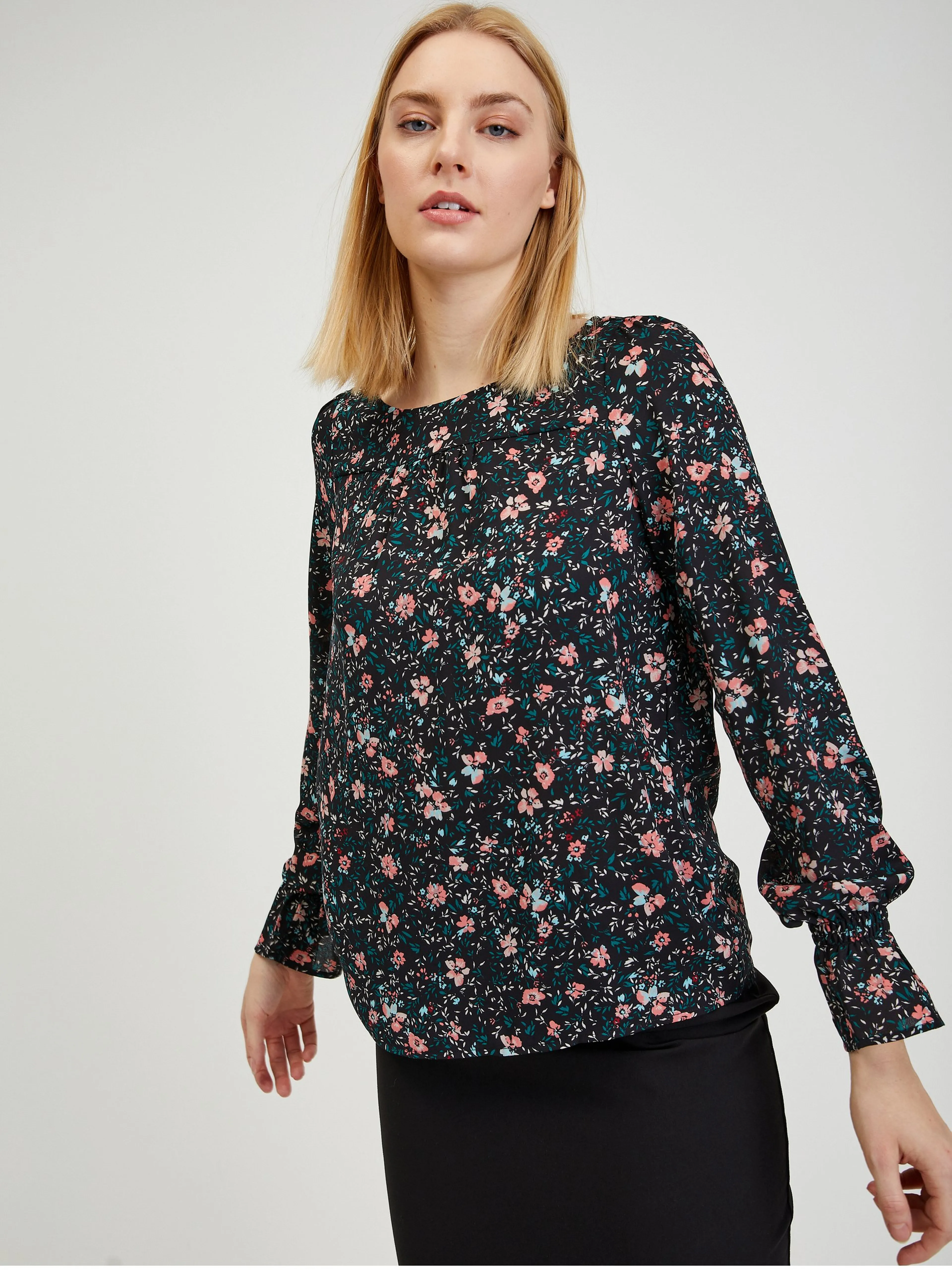 Schwarze geblümte Bluse ORSAY