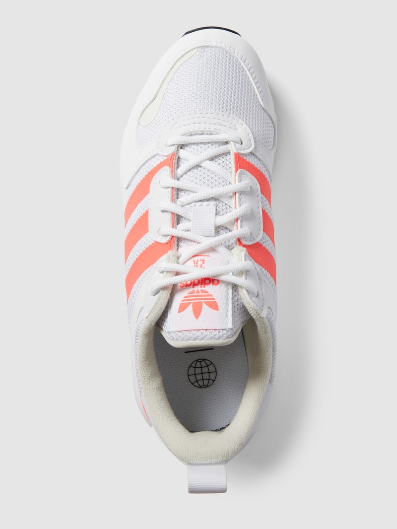 Sneaker mit Label-Details in offwhite