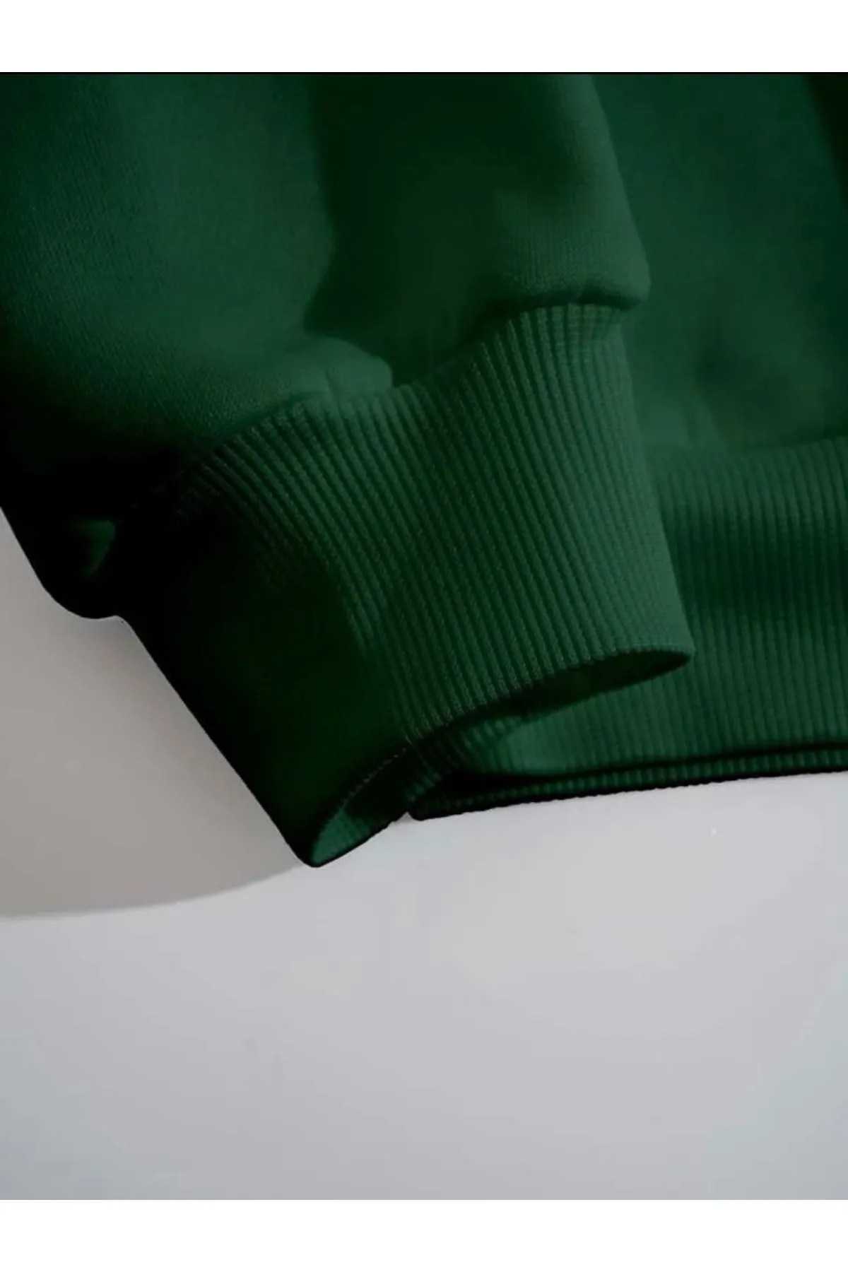 MOONBULL  Unisex Green Beauty bedrucktes Rundhals-Sweatshirt