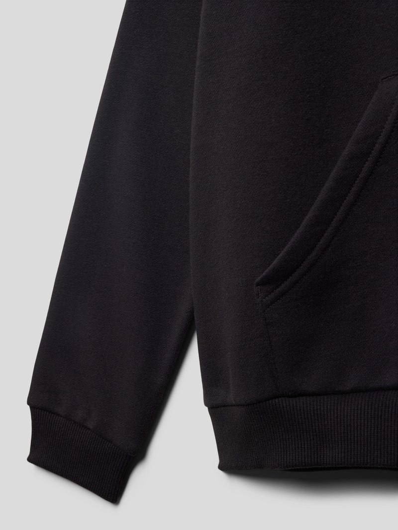 Hoodie mit Label-Print in schwarz
