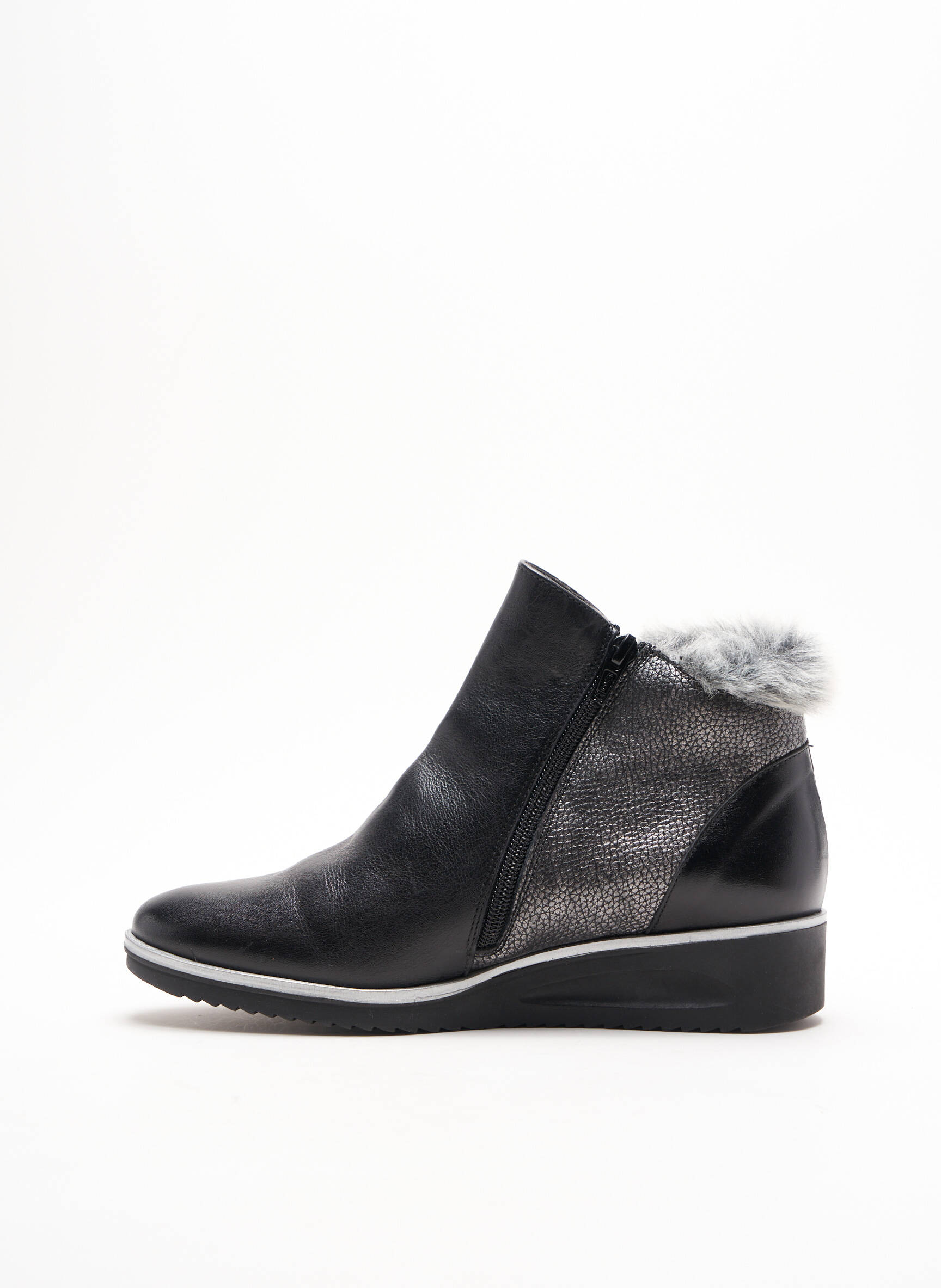 Claudia S Bottines Femme couleur noir