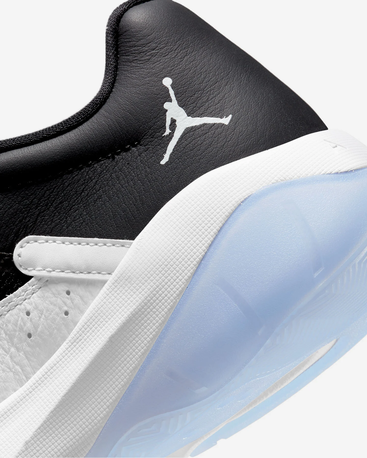 Buty sportowe Nike Jordan 11 Cmft Low M CW0784-104