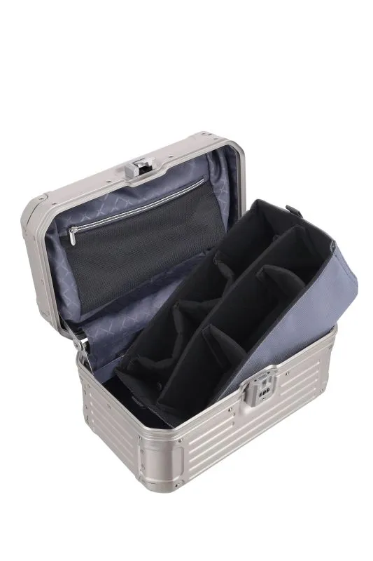 Travelite NEXT Beautycase - silber