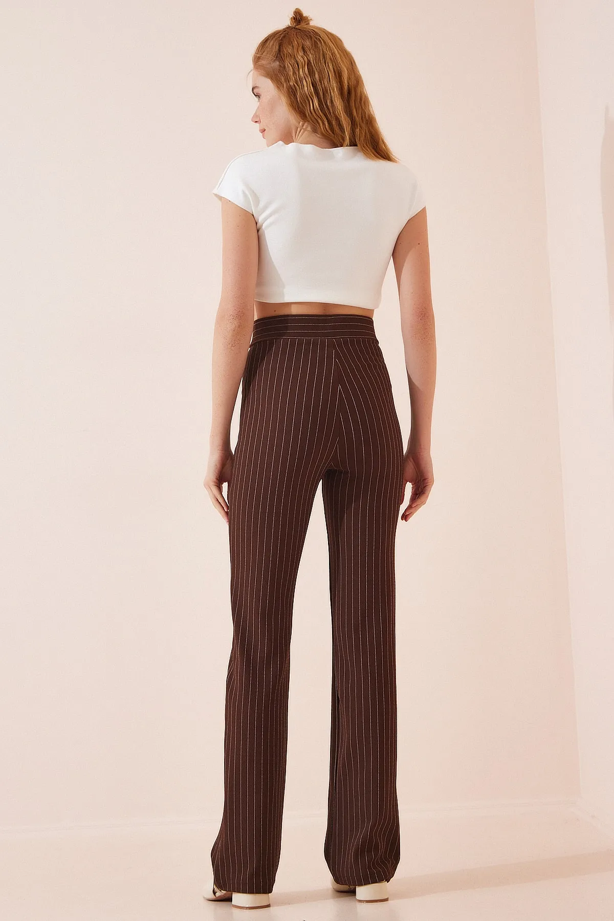 Happiness İstanbul  Braune gestreifte Damenhose mit hoher Taille RV00094