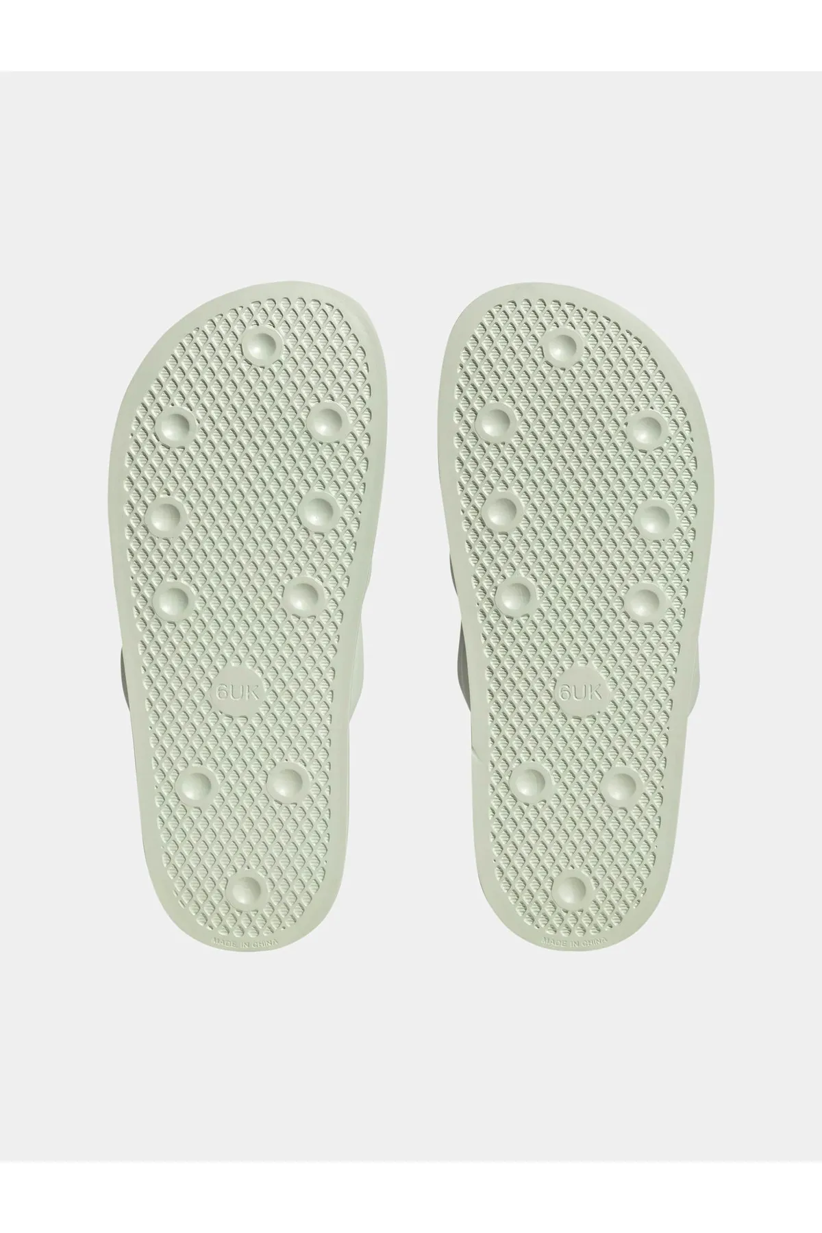 adidas  Unisex adidas Adilette Essential Schuhe