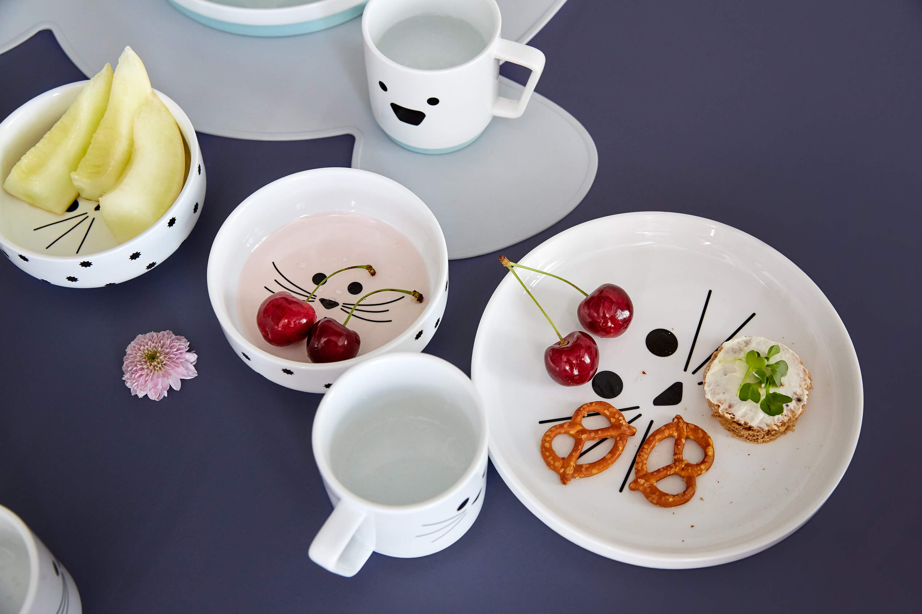 Kindertasse Porzellan - Cup, Little Chums Dog