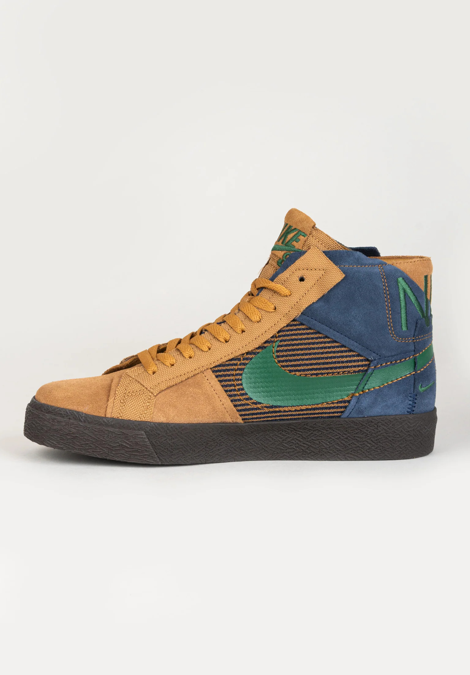Zoom Blazer Mid PRM
