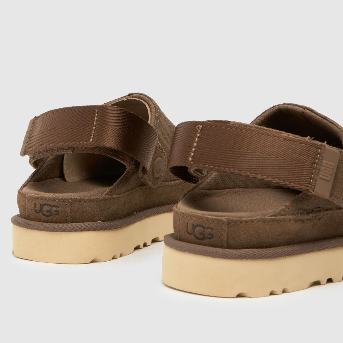 UGG Goldenstar klumpa szandál hikorizöldben