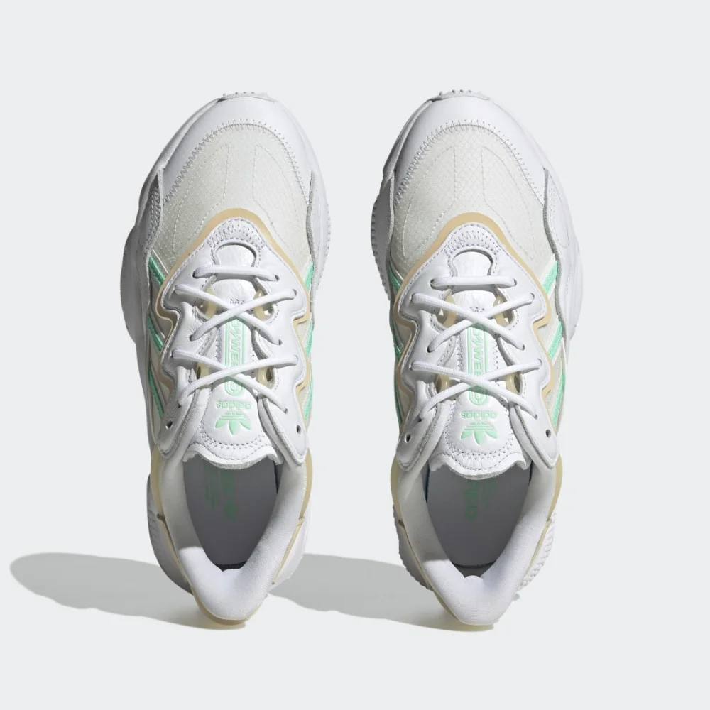 adidas Ozweego GW4650 / weiss