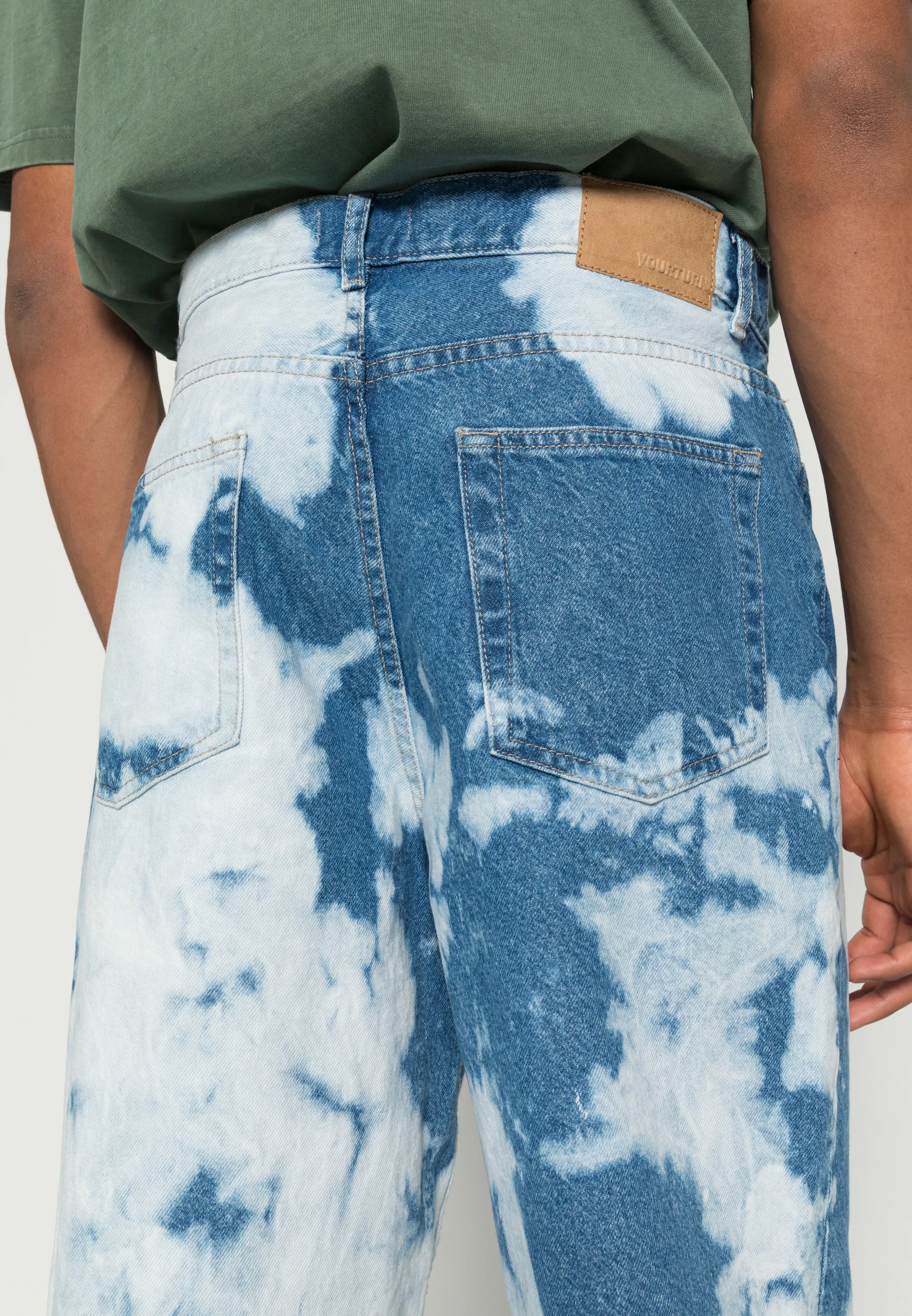 YOURTURN UNISEX MOONWASH UNISEX - Vaqueros holgados