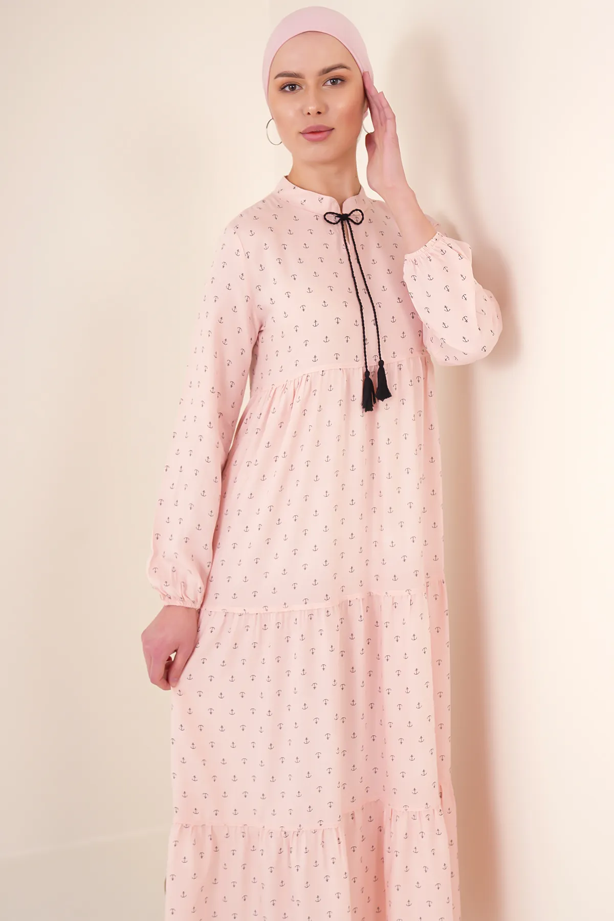 Bigdart  1627 Hijab-Kleid mit Kragen und Schnürung – Puder