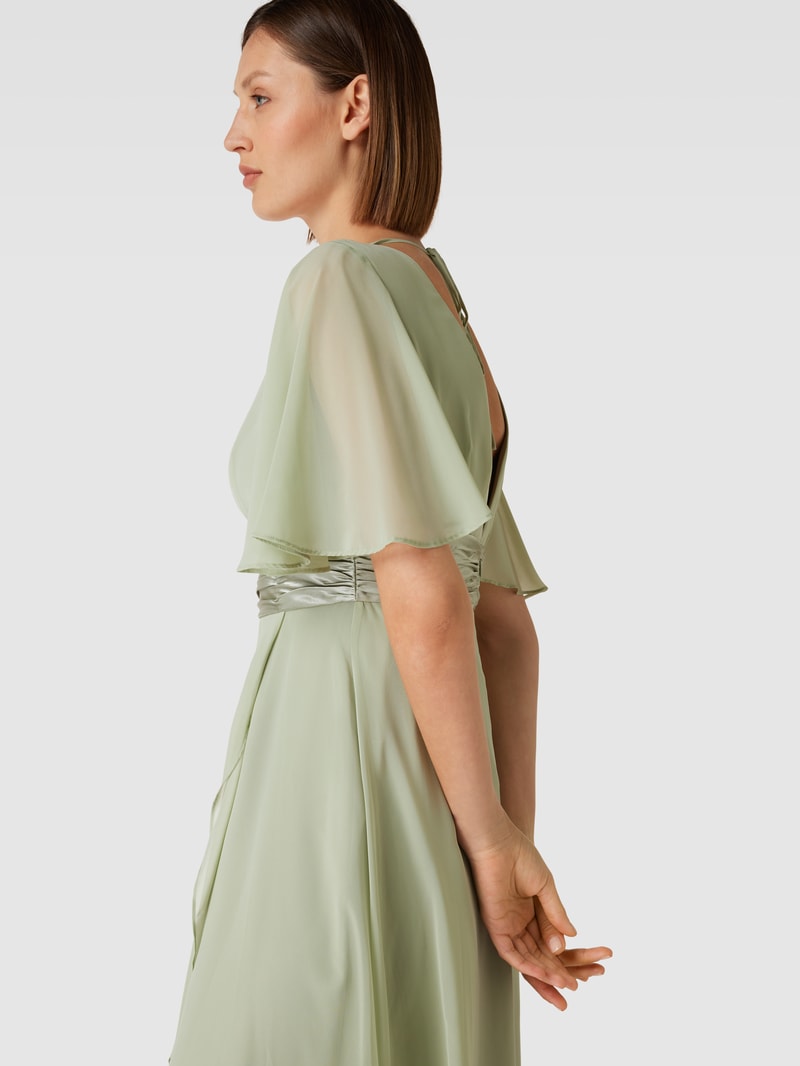 Abendkleid mit Satinpasse in lindgrün meliert