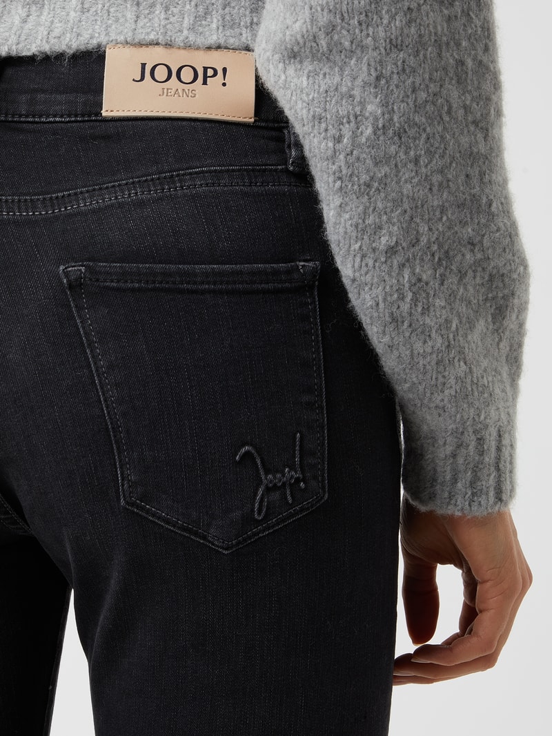 Slim Fit Jeans mit Stretch-Anteil Modell 'Sol' in anthrazit