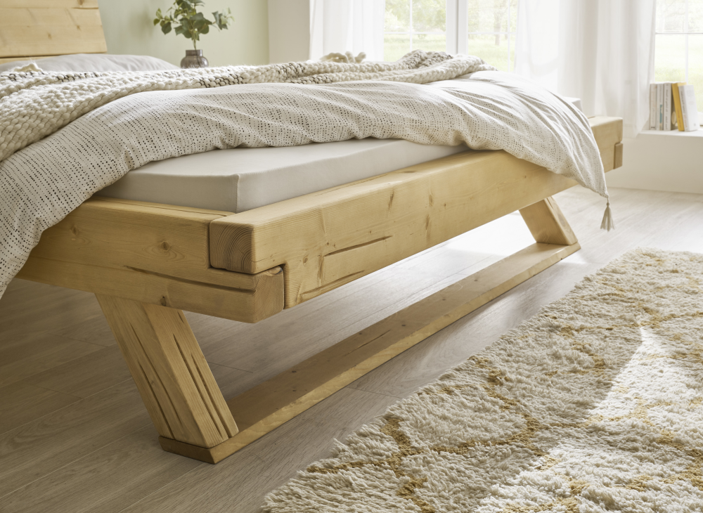 Holz-Bettgestell Nola