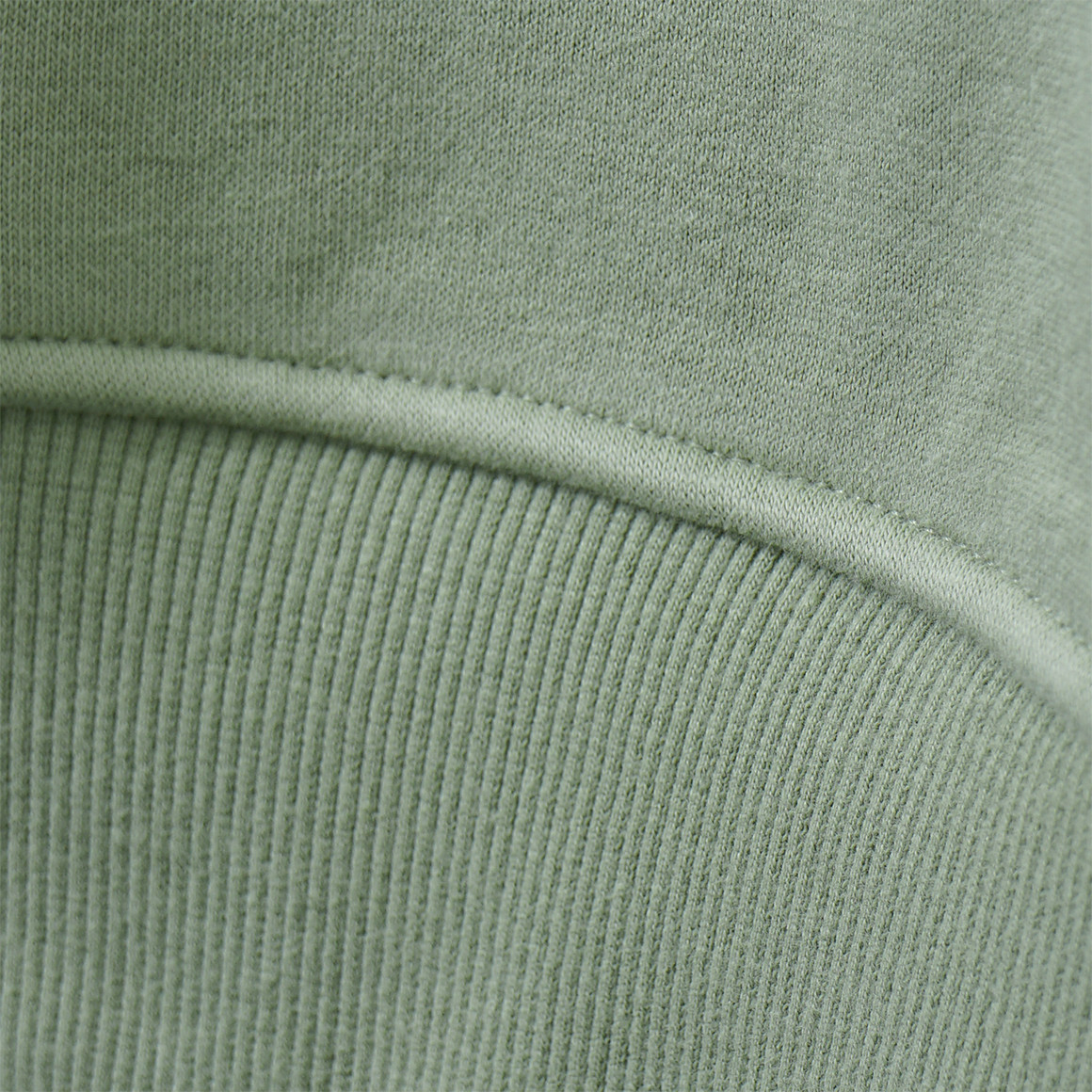 Jungen Sweatshirt mit Stehkragen