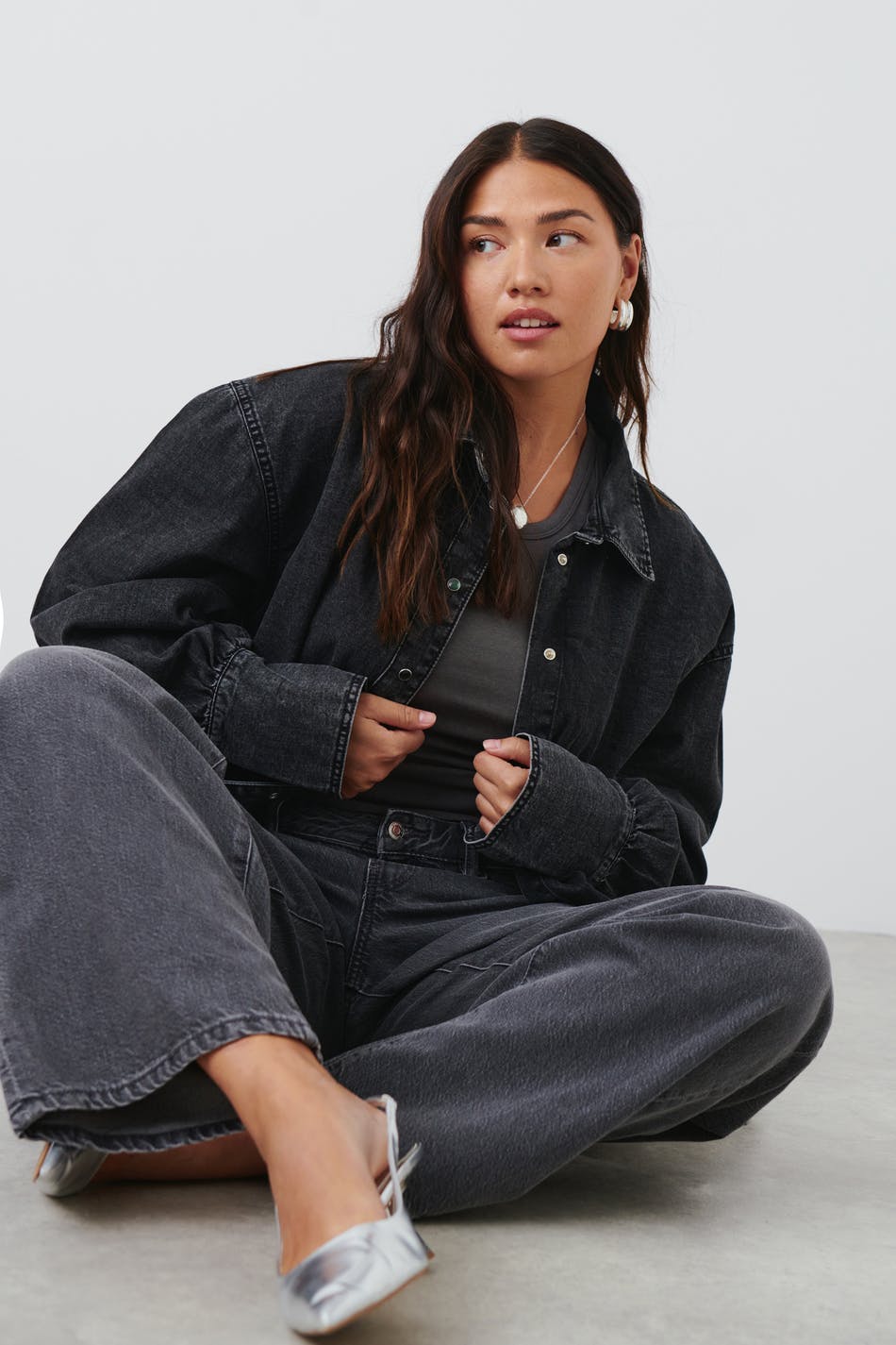 Volume sleeve denim shirt