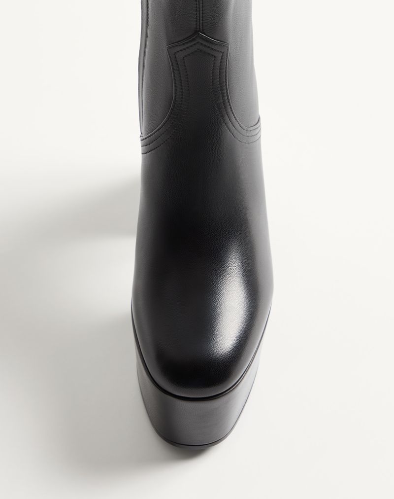Bota de cano curto com plataforma Fawcette em couro napa elástico de 120 mm