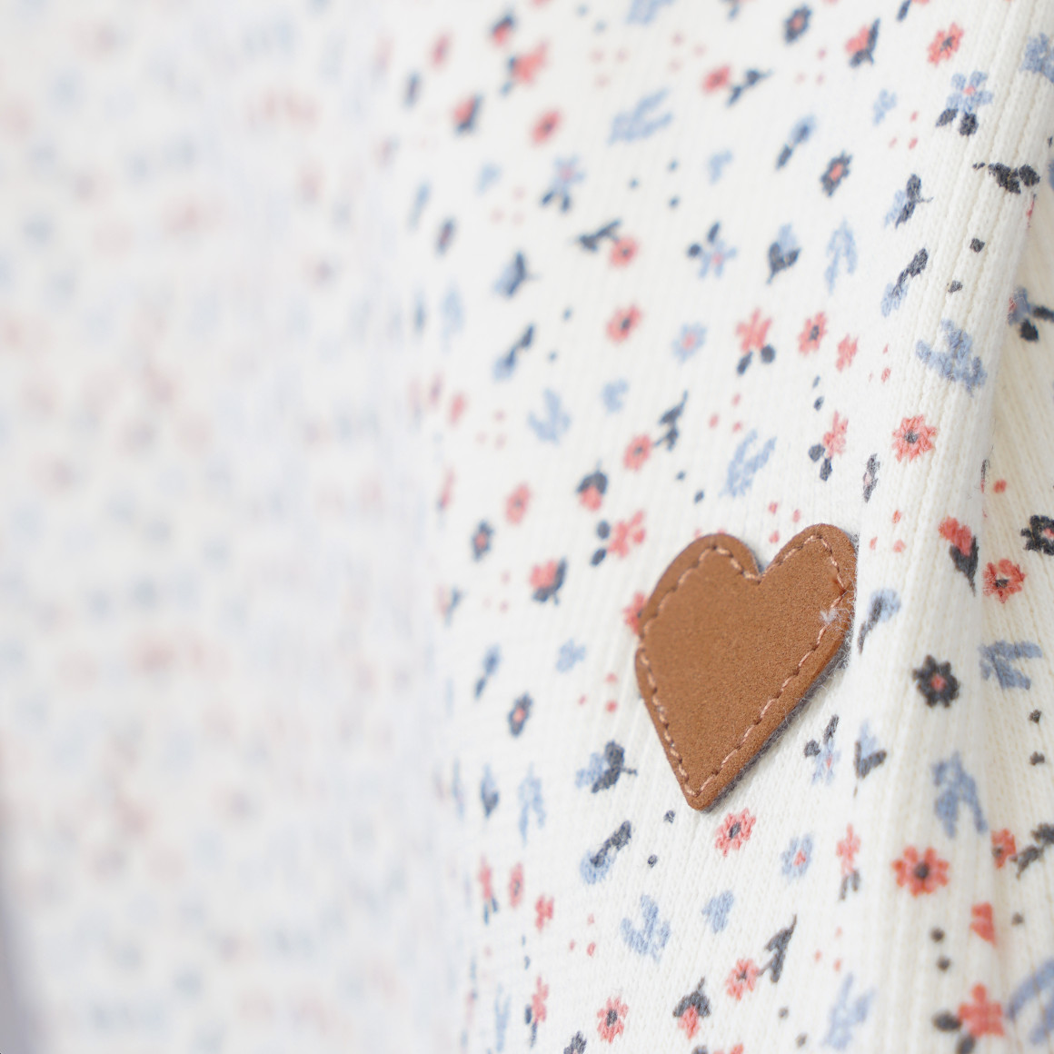 Baby Langarmshirt mit Stehkragen