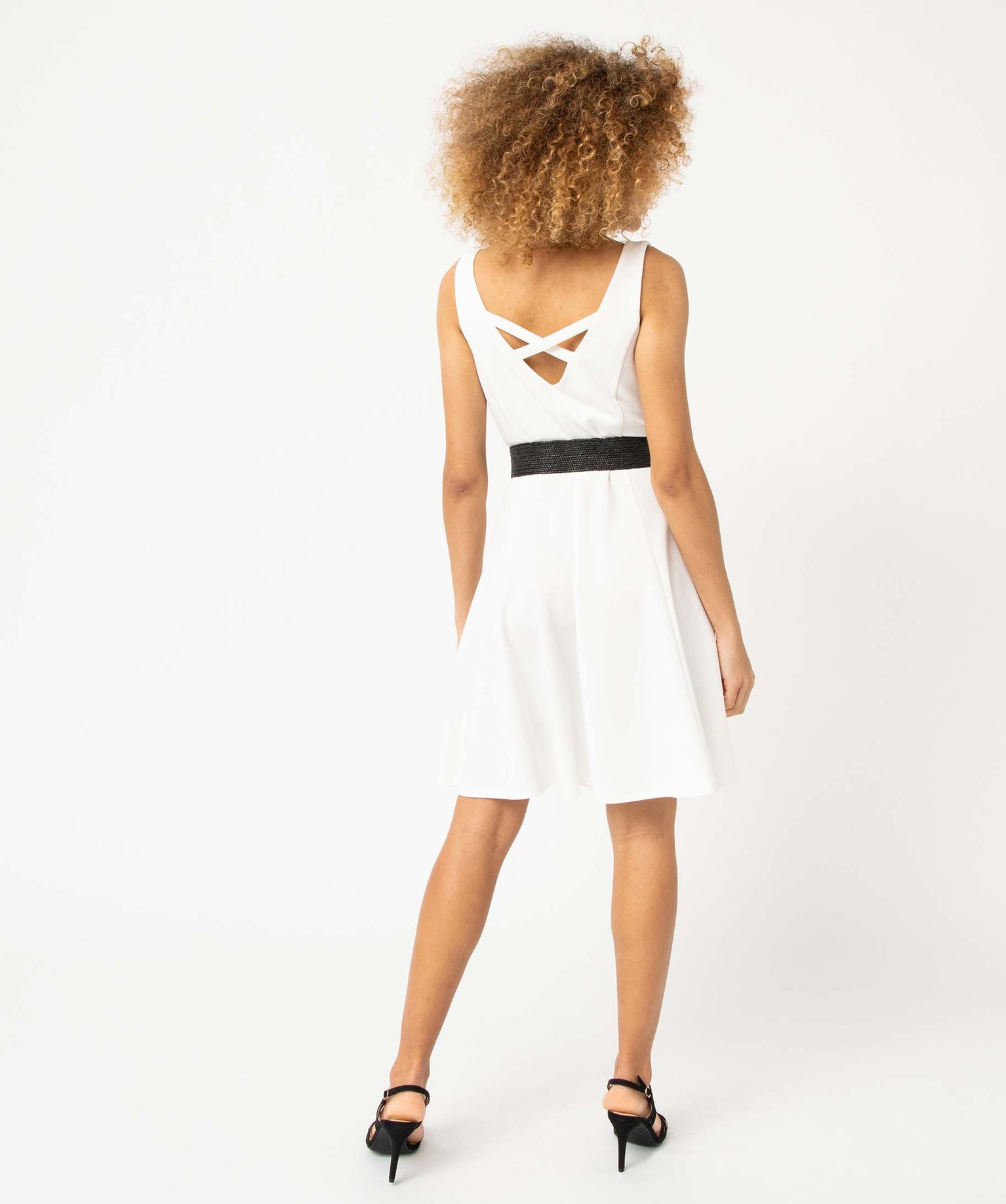 Robe femme avec col V et croisillons dans le dos ecru | GEMO